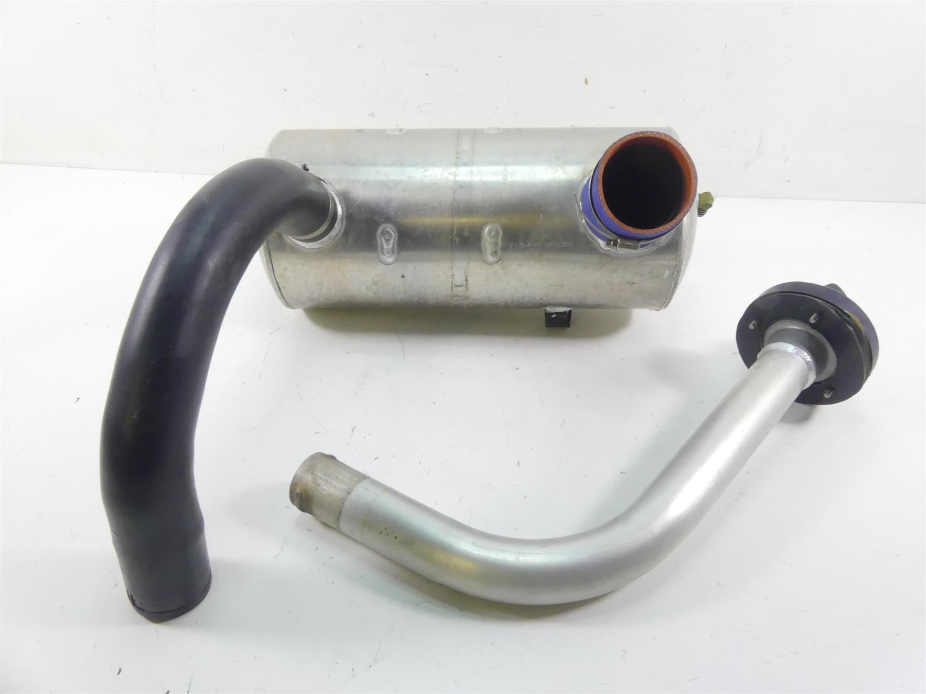 2009 Kawasaki Ultra 260 LX Exhaust Pipe Muffler Silencer Can 49070-3752