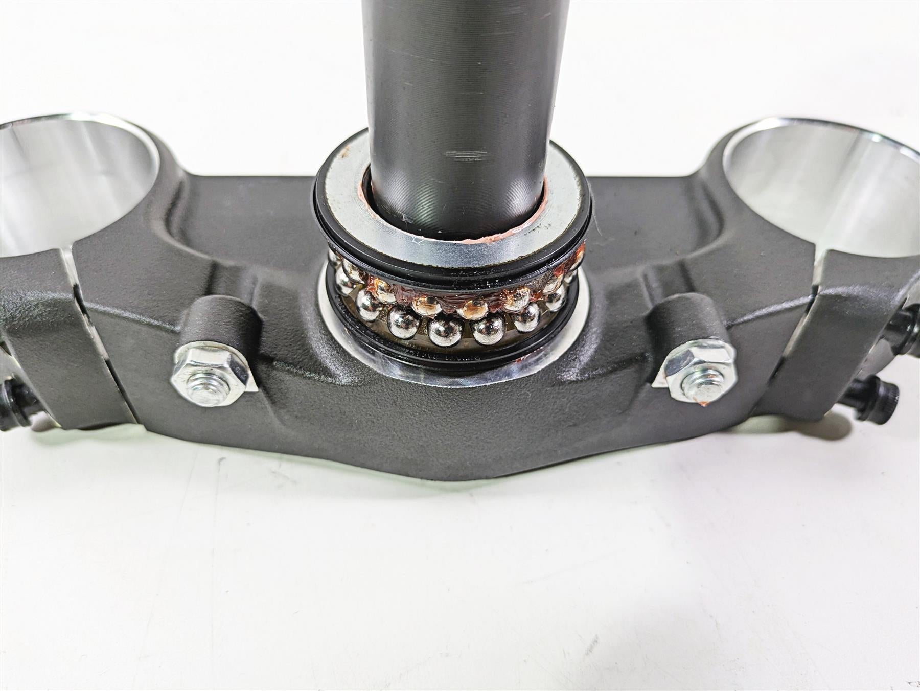 2023 Ducati Monster 937 SP Lower Triple Tree Steering Clamp 342P1241AA {{ shop.shopifyCountryName }} - Mototech271