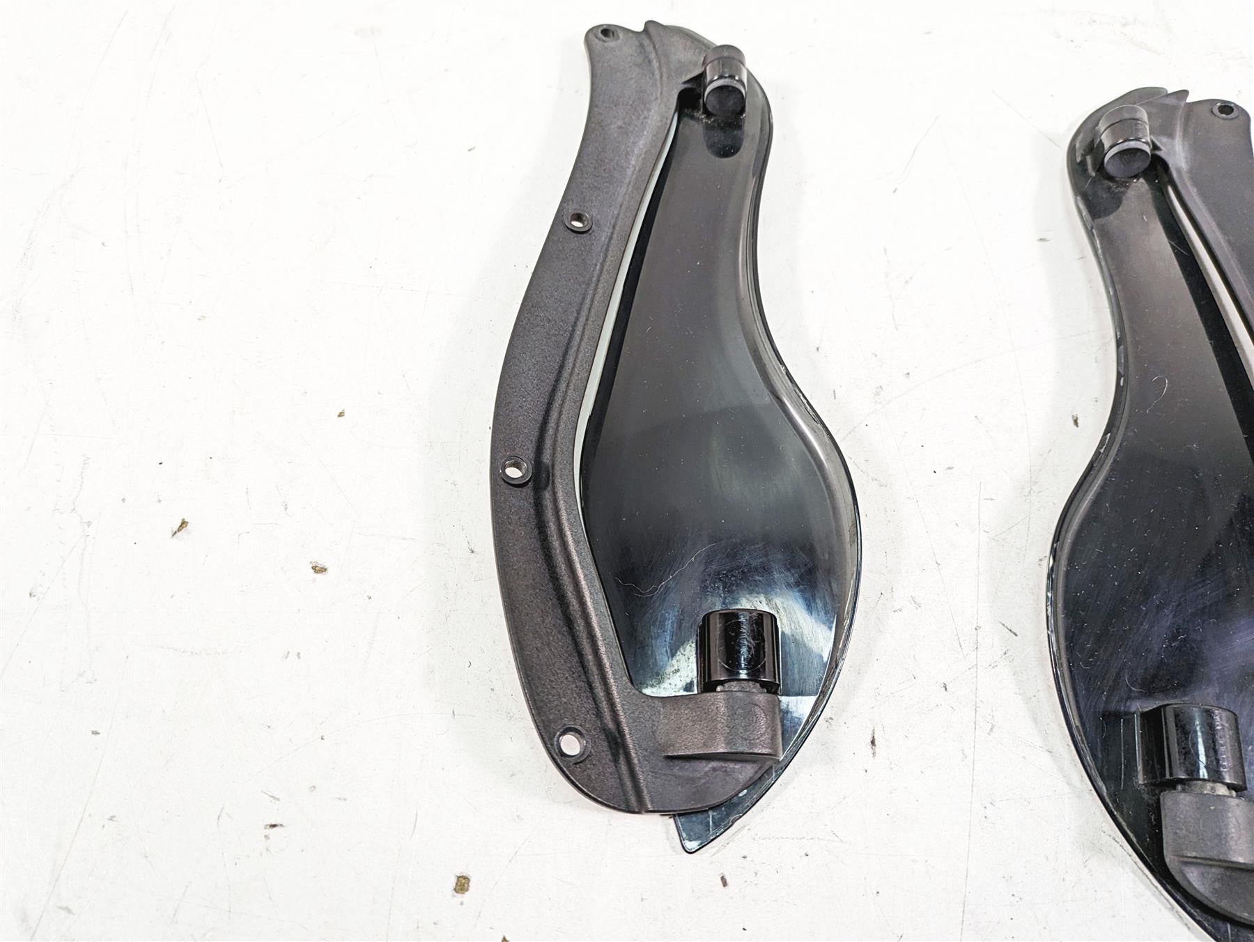 2009 Harley Touring FLHTCU Electra Glide Fairing Wind Deflector Set 58128-08A {{ shop.shopifyCountryName }} - Mototech271