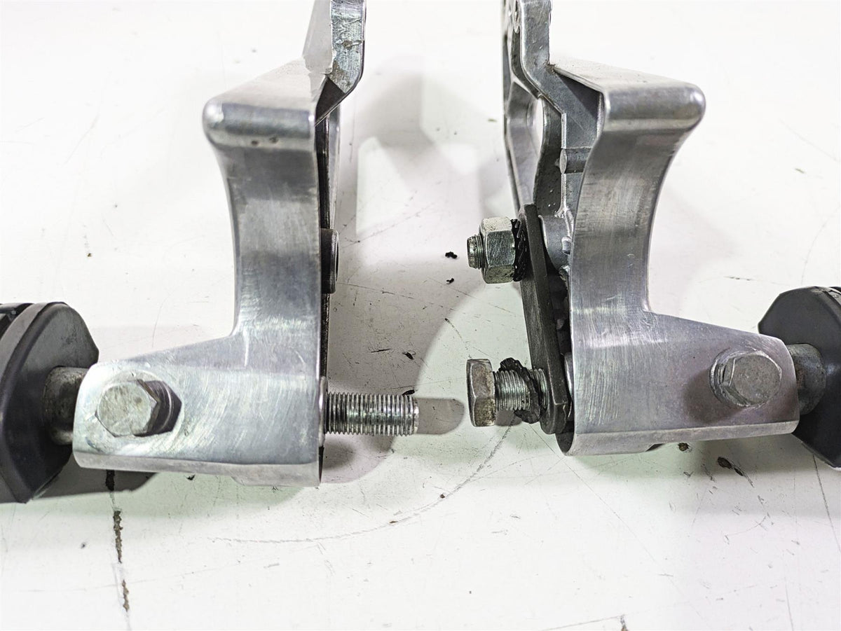 1998 Moto Guzzi California 1100 EV Rear Passenger Footpeg Set GU29443550 {{ shop.shopifyCountryName }} - Mototech271