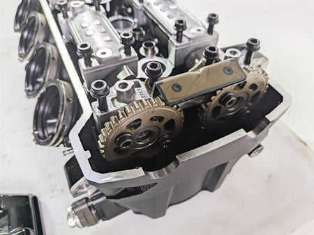 2021 Kawasaki Z900 ZR900 Cylinder Head Valve Cover Set 11008-0998 {{ shop.shopifyCountryName }} - Mototech271