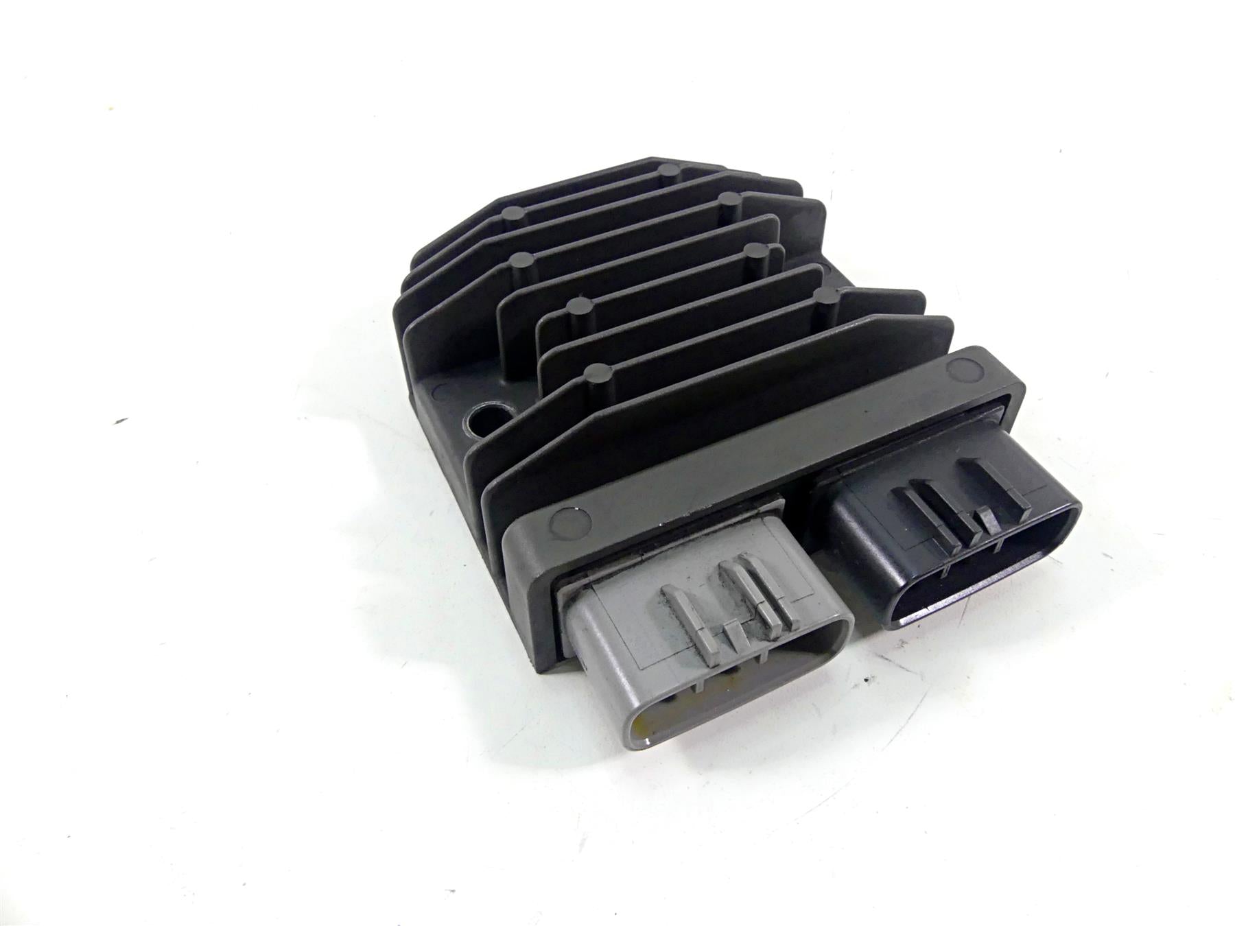 2014 BMW R1200GS K50 Rectifier Voltage Regulator FH020AA 12318523367 {{ shop.shopifyCountryName }} - Mototech271
