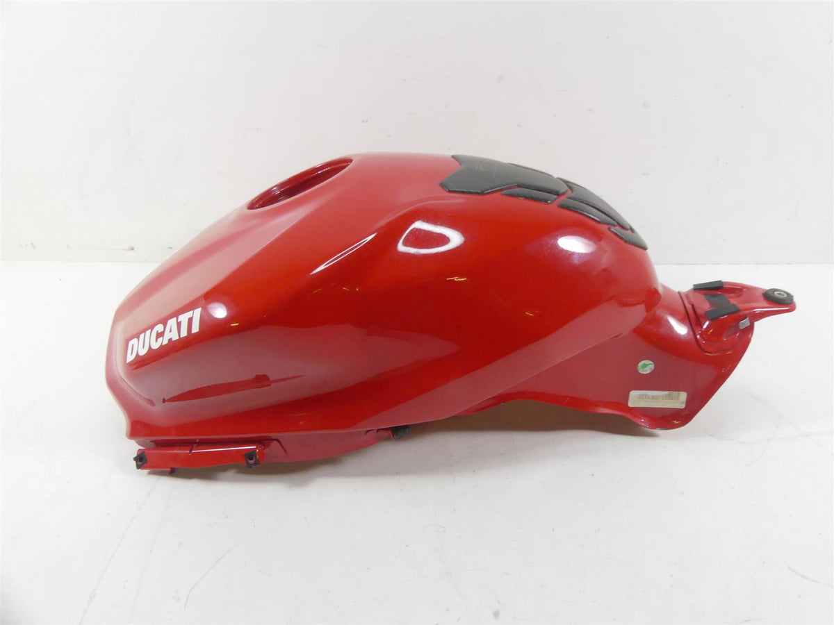 2020 Ducati Panigale V2 Fuel Gas Petrol Tank - Nice - No Dents 58612931AB {{ shop.shopifyCountryName }} - Mototech271