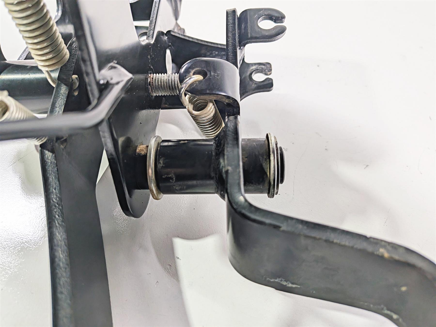 2017 Yamaha YXZ1000R EPS SS Foot Brake Accelerate Pedal Set B57-F2548-00-00 {{ shop.shopifyCountryName }} - Mototech271