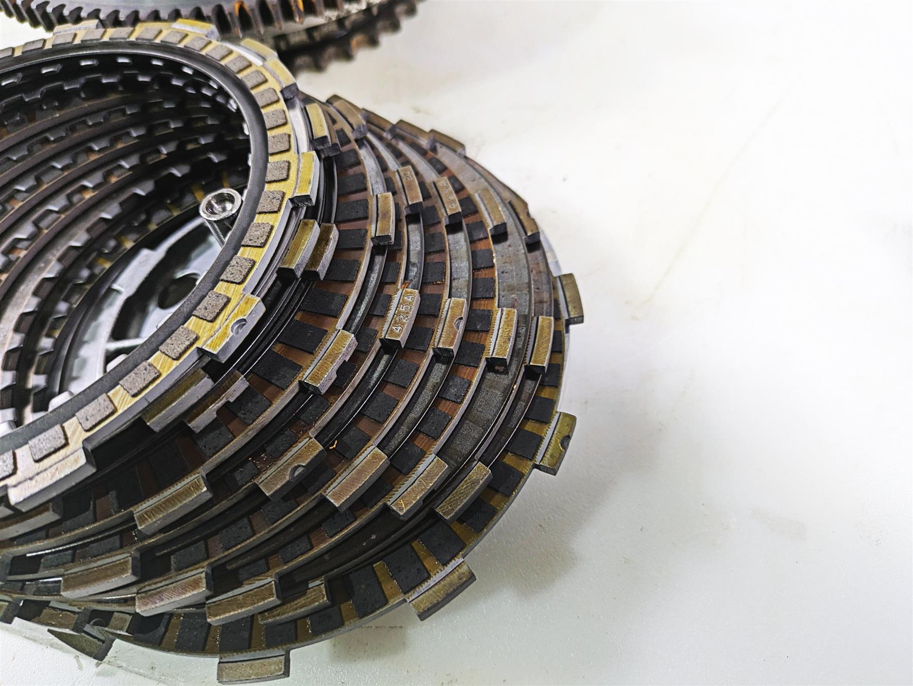2003 Harley Dyna FXDL Low Rider 100TH Primary Drive Clutch Basket Set 37802-98B {{ shop.shopifyCountryName }} - Mototech271