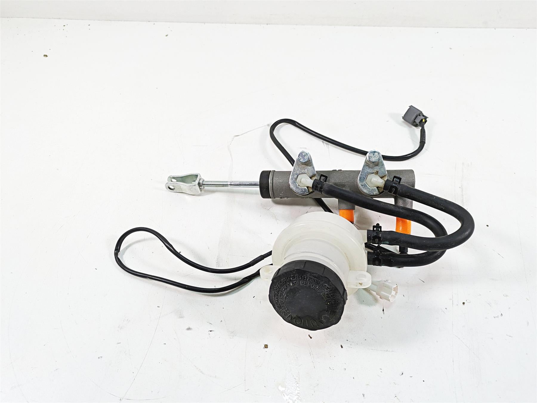 2021 CFMoto Zforce 500 Trail Main Brake Master Cylinder 5BWB-081100-00002 {{ shop.shopifyCountryName }} - Mototech271