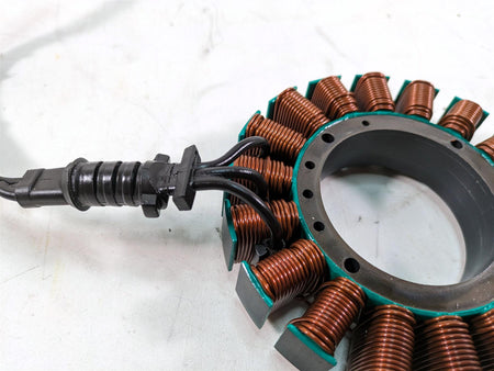 2006 Harley Touring FLHTCUI Electra Glide Stator Alternator Generator 29987-06D {{ shop.shopifyCountryName }} - Mototech271