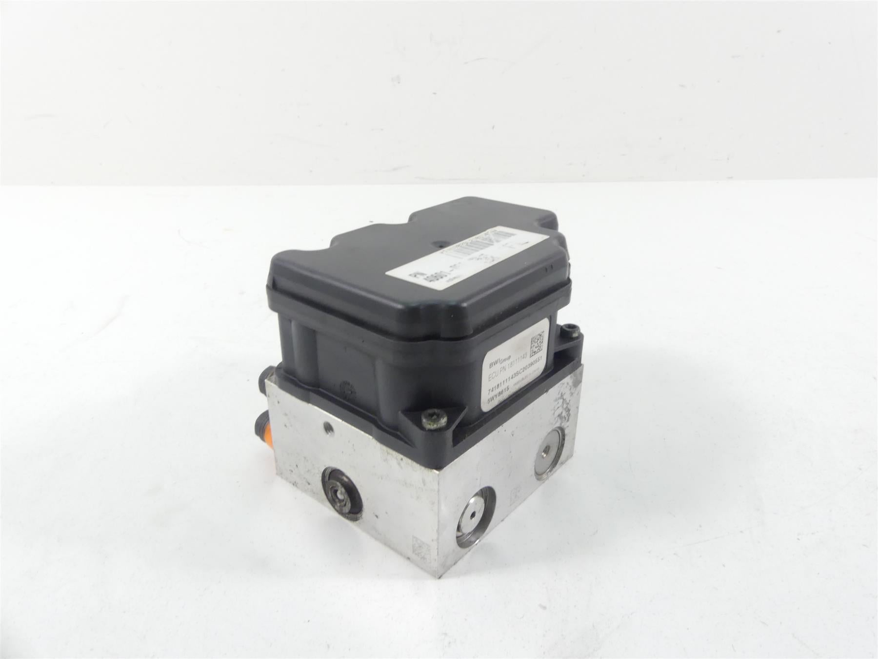 2012 Harley CVO FLHX SE3 Street Glide Abs Brake Pump Unit Module 40601-08 {{ shop.shopifyCountryName }} - Mototech271
