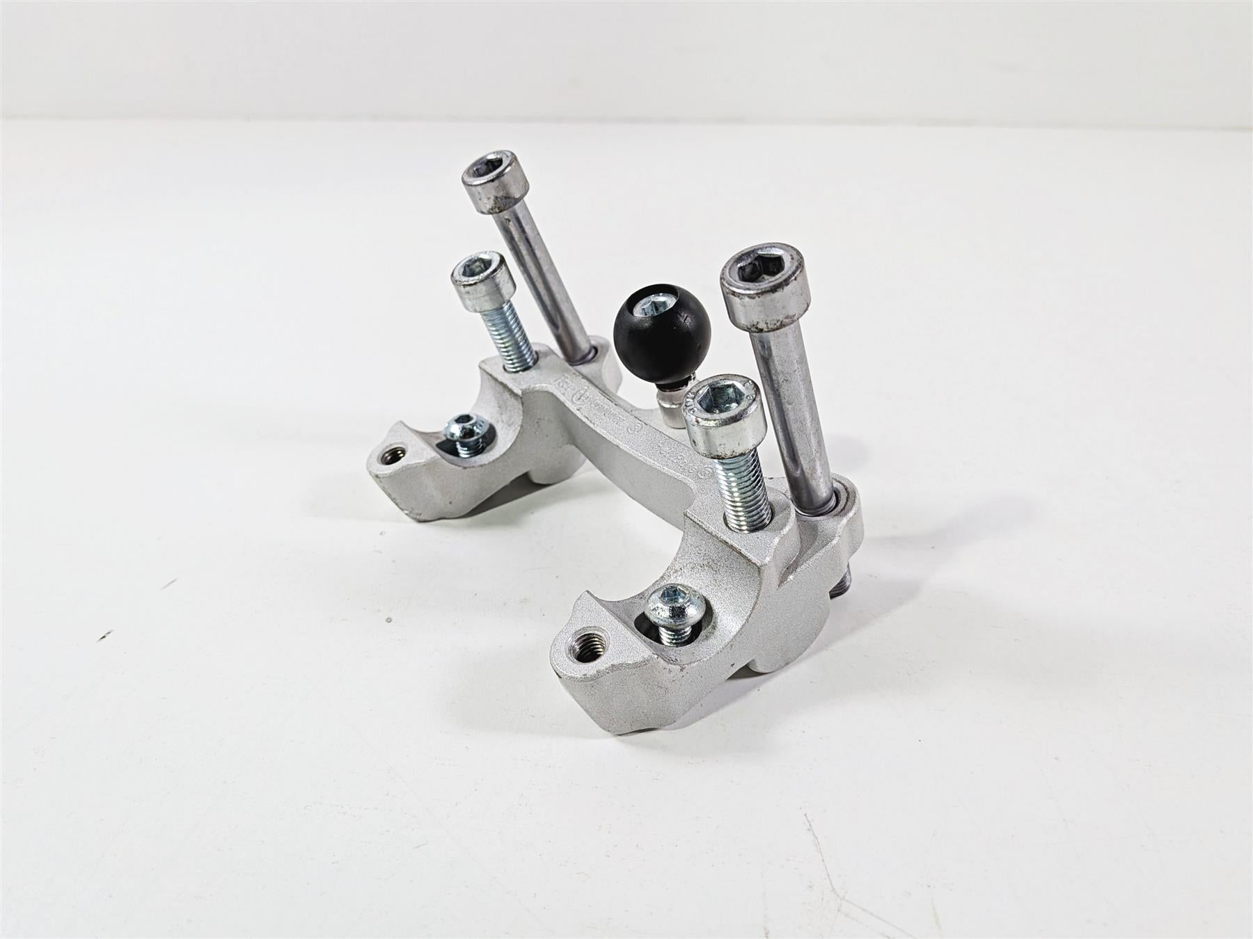 2022 Triumph Tiger 900 GT Pro Helibars Tour Performance Handlebar Risers HR06169 {{ shop.shopifyCountryName }} - Mototech271