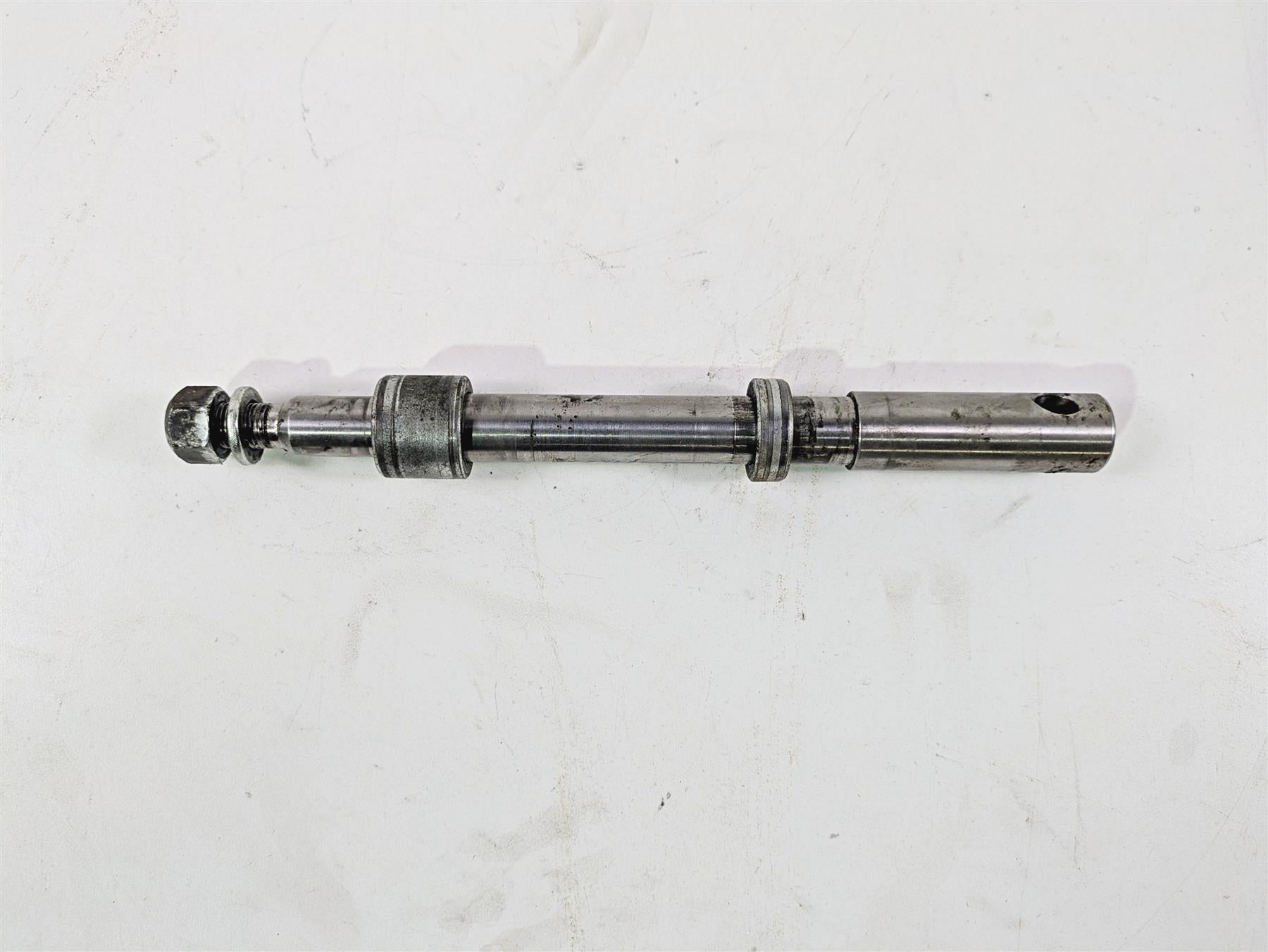 1999 Harley Dyna FXDL Low Rider Front Wheel Spindle Axle 3/4