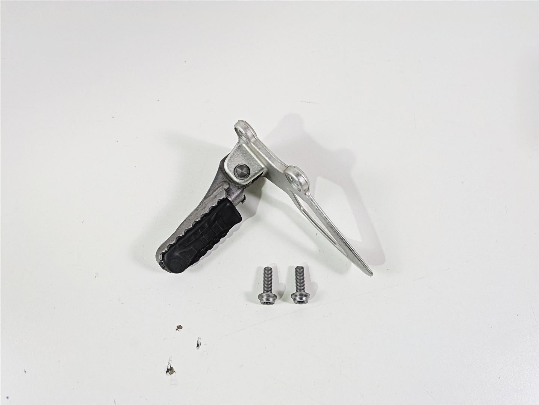 2018 BMW R nineT Urban GS K33 Left Front Footpeg Foot Rest Peg 46718558717 {{ shop.shopifyCountryName }} - Mototech271