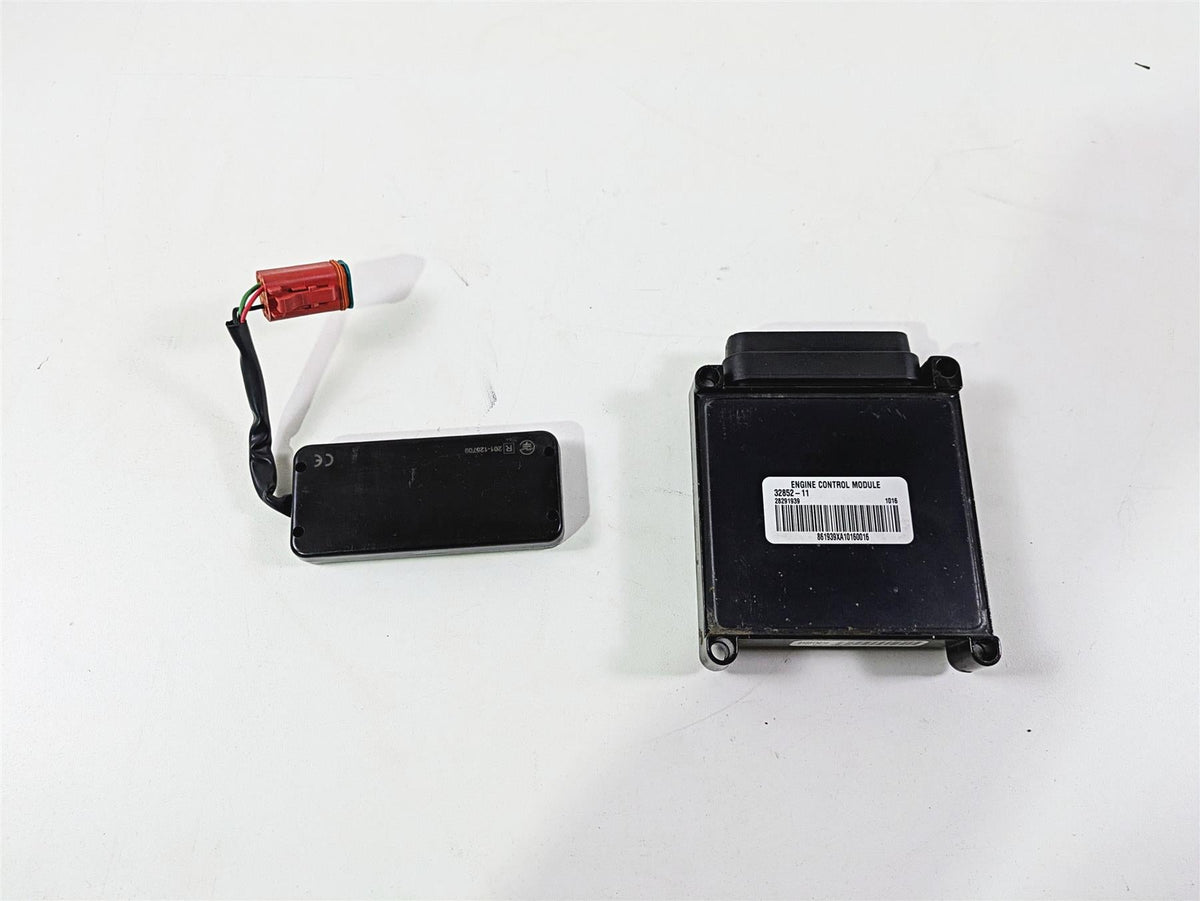 2011 Harley FXDC Dyna Super Glide Cdi Module + Vance Hines Fuelpak 32852-11 {{ shop.shopifyCountryName }} - Mototech271