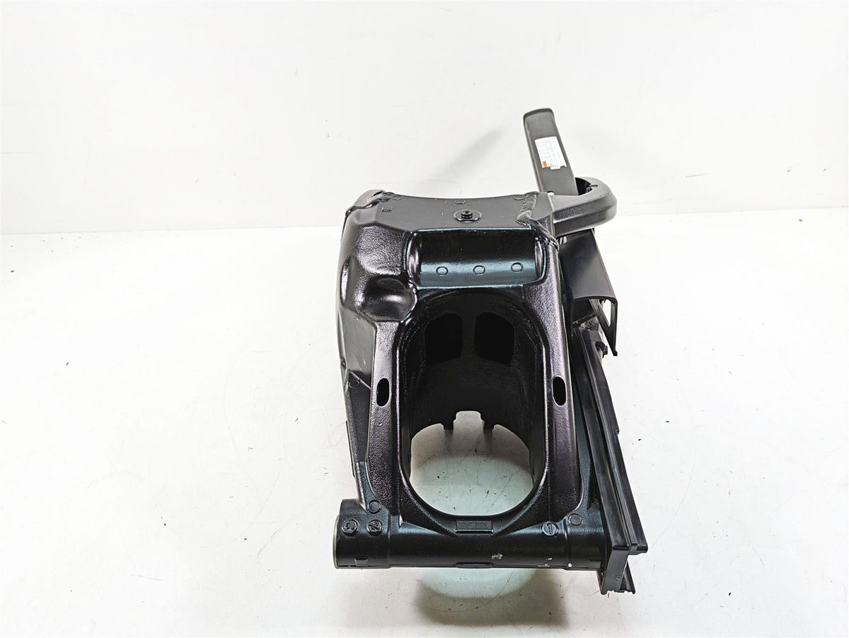 2009 Suzuki GSXR750 K9 Straight Rear Swingarm Swing Arm & Axle 61000-01H10-YAP {{ shop.shopifyCountryName }} - Mototech271