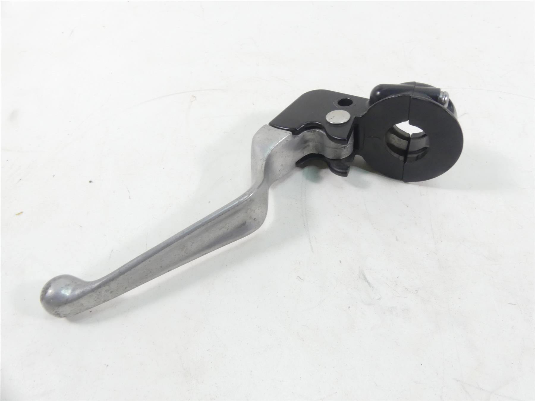 2001 Harley Touring FLHRCI Road King Clutch Perch & Lever 38649-98 45015-96 {{ shop.shopifyCountryName }} - Mototech271