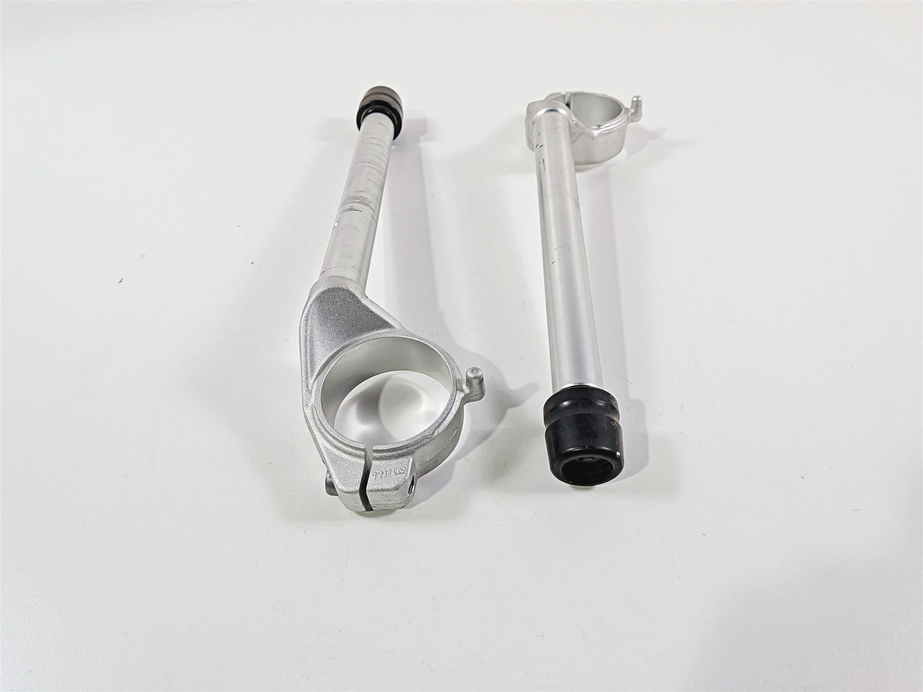 2014 BMW S1000RR K46 Straight L+R Clip On Handlebar Set 32717717623 32717717624 {{ shop.shopifyCountryName }} - Mototech271