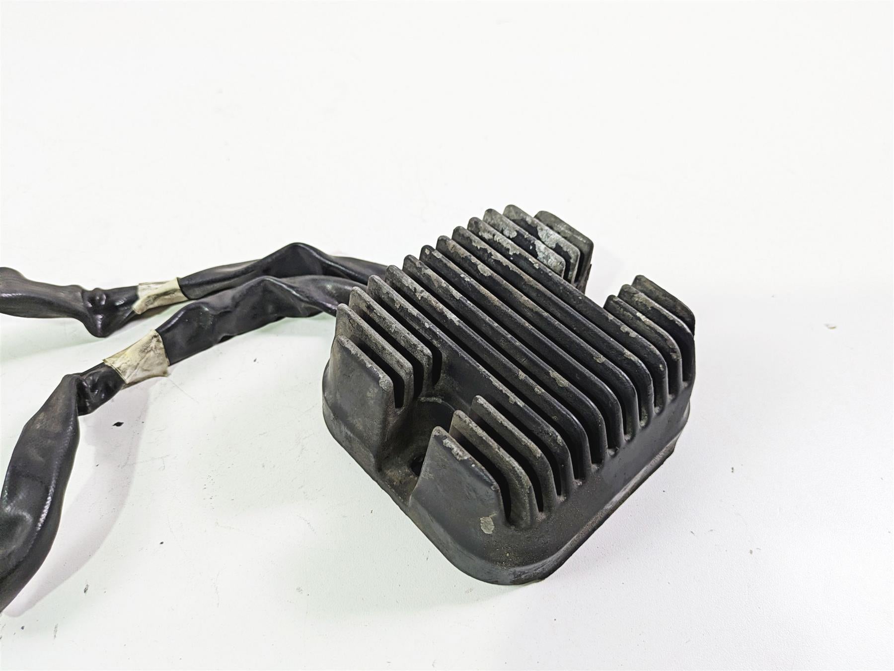 2018 Indian Springfield Dark Horse Rectifier Voltage Regulator 4014300 {{ shop.shopifyCountryName }} - Mototech271