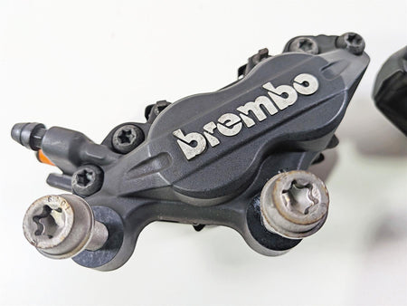 2023 BMW R nineT Scrambler K23 Front Brake Caliper Set 34117716717 34118563486 {{ shop.shopifyCountryName }} - Mototech271