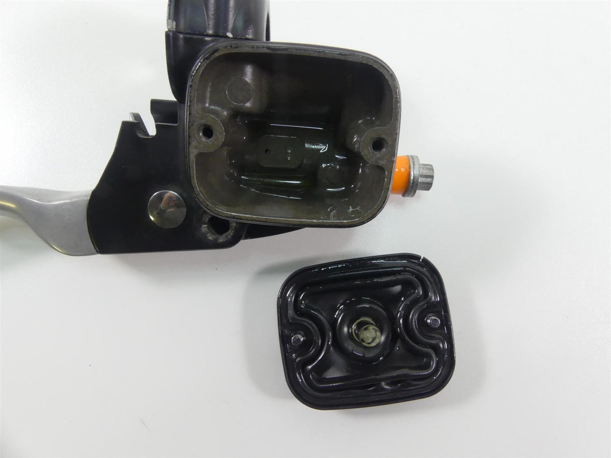 2016 Harley FXDL Dyna Low Rider Front Brake Master Cylinder 11/16" 45170-08F {{ shop.shopifyCountryName }} - Mototech271