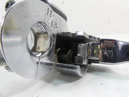 2005 Harley Touring CVO FLHTC SE Electra Glide Front Brake Ma Cylinder 46431-05 {{ shop.shopifyCountryName }} - Mototech271