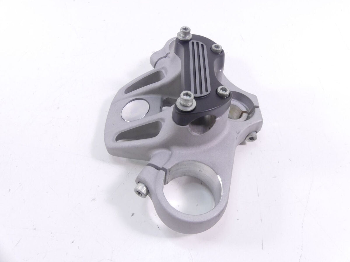 2009 Harley Sportster XR1200 Upper Triple Tree Steering Clamp 43mm 46028-08 {{ shop.shopifyCountryName }} - Mototech271