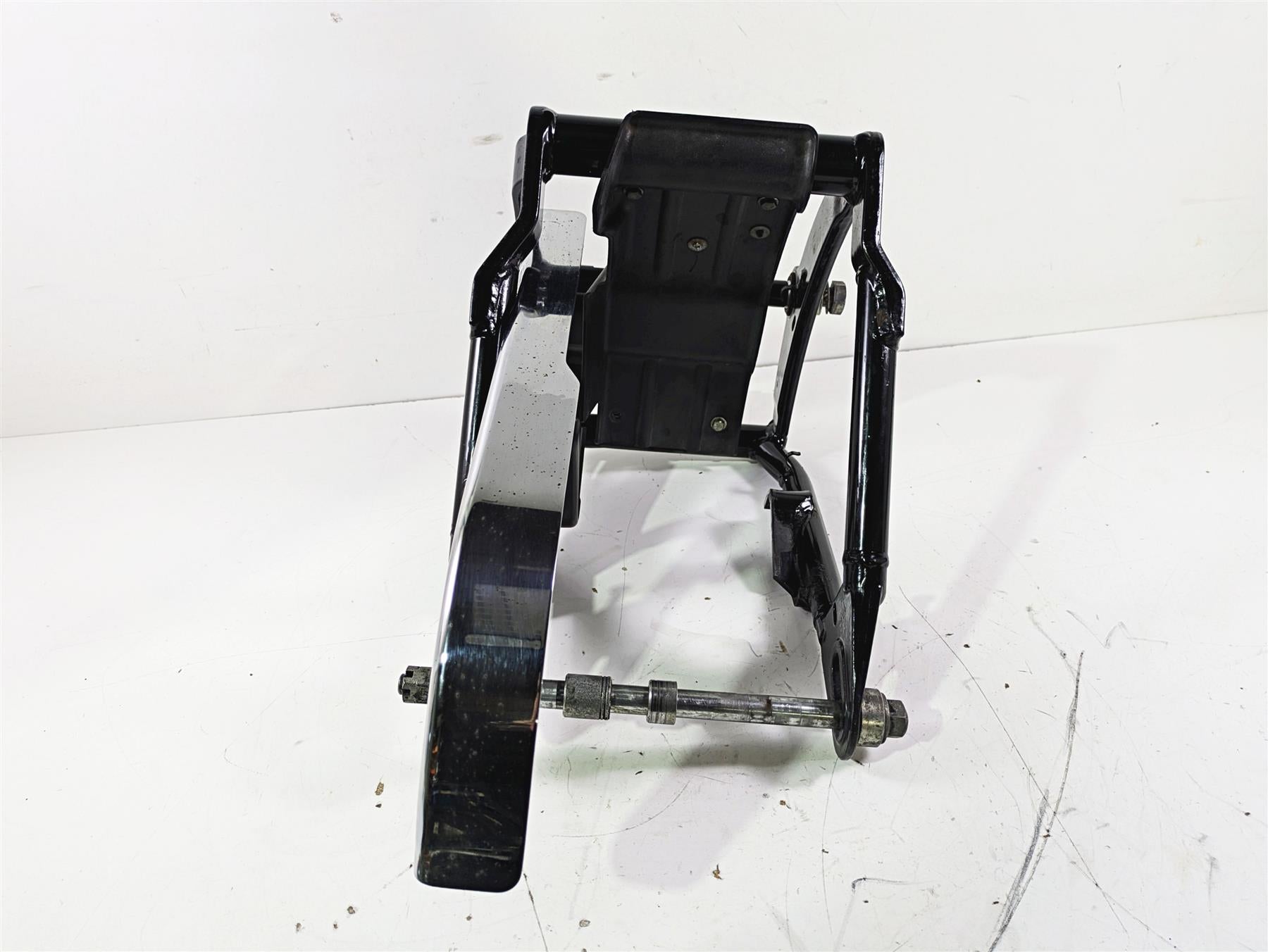 1992 Harley FLSTC Softail Heritage Rear Swingarm Suspension + Axle 47573-89A {{ shop.shopifyCountryName }} - Mototech271