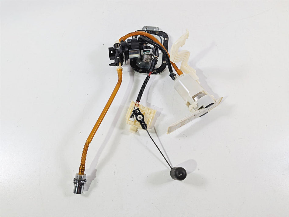 2017 Harley FXSE CVO Pro Sreet Breakout Fuel Gas Petrol Pump 75284-08A 61000053-Mototech271