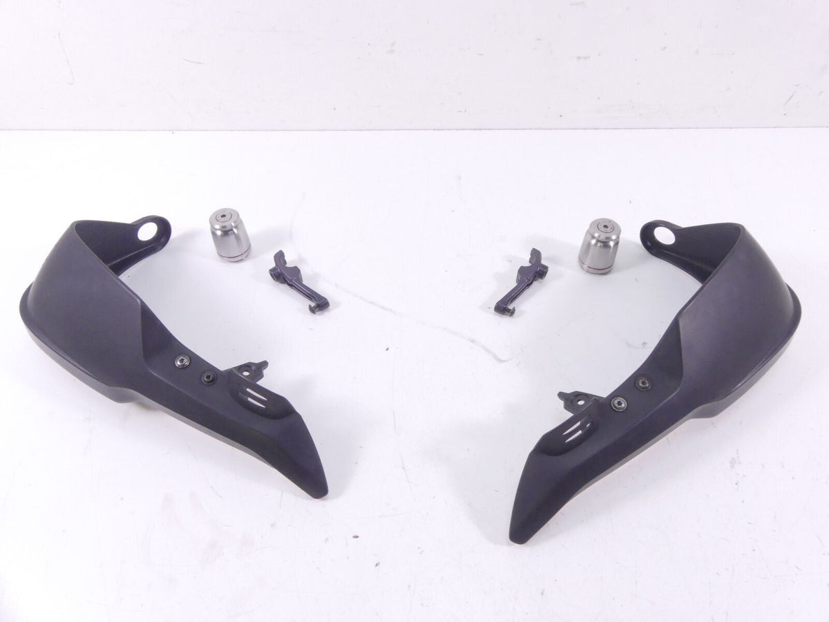 2005 BMW R1200GS K25 Left Right Hand Mud Guards + Mounts 46637667686 46637667685 {{ shop.shopifyCountryName }} - Mototech271
