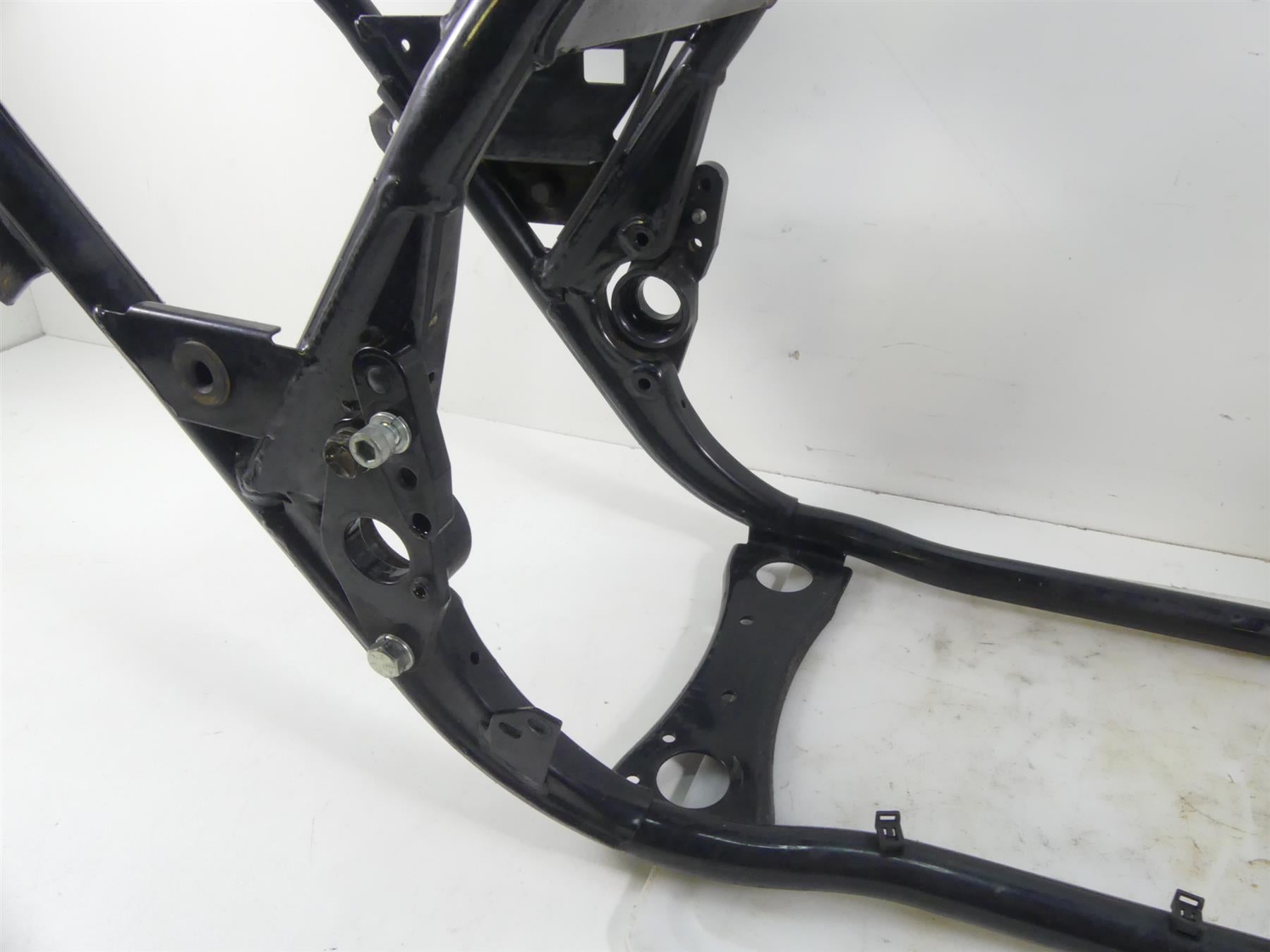 2004 Harley FLHTC SE CVO Electra Glide Straght Main Frame Chassis Slvg 47900-02 {{ shop.shopifyCountryName }} - Mototech271