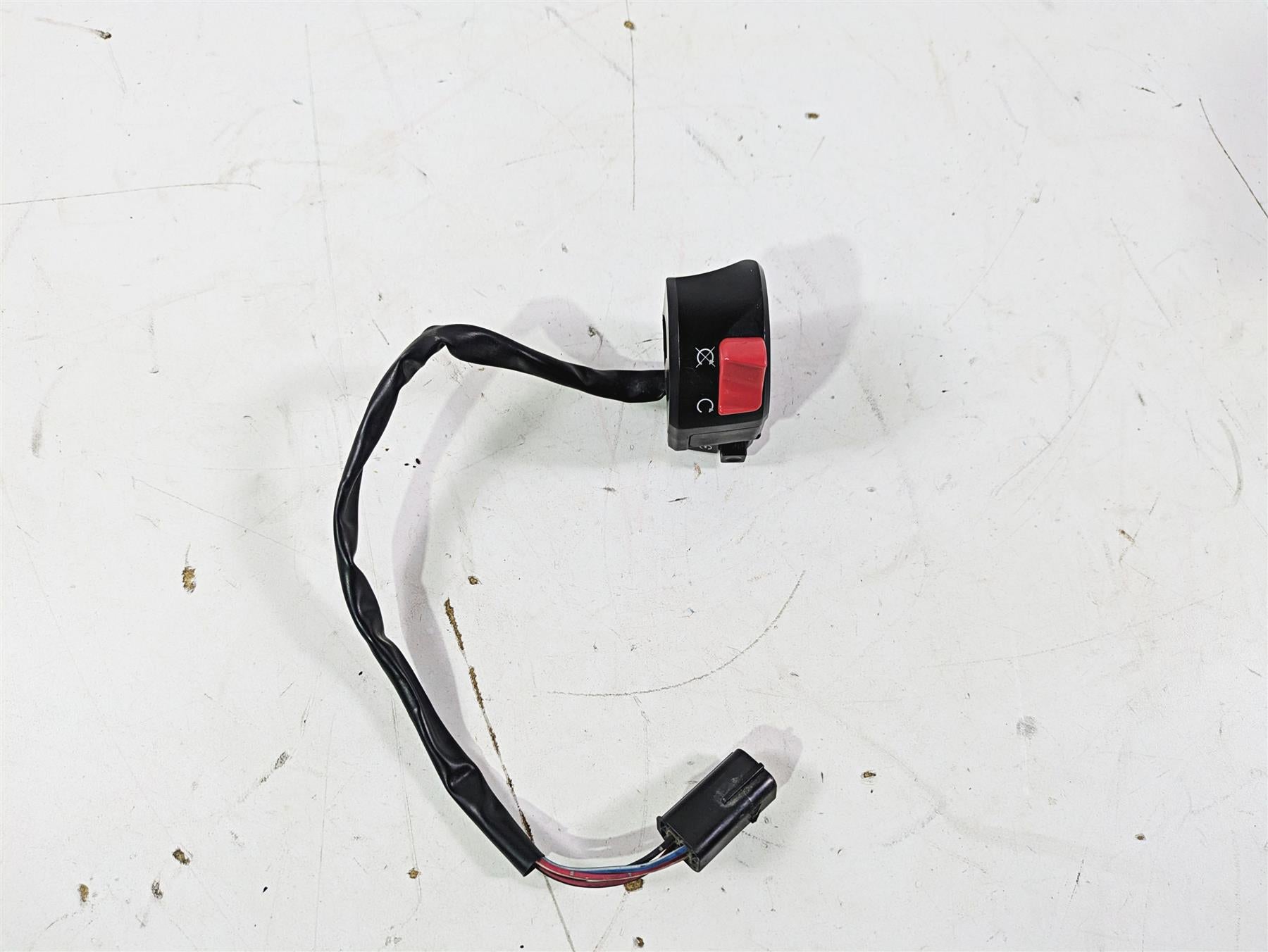 2008 Ducati SBK 1098 S Right Hand Start Stop Control Switch 65040111A {{ shop.shopifyCountryName }} - Mototech271