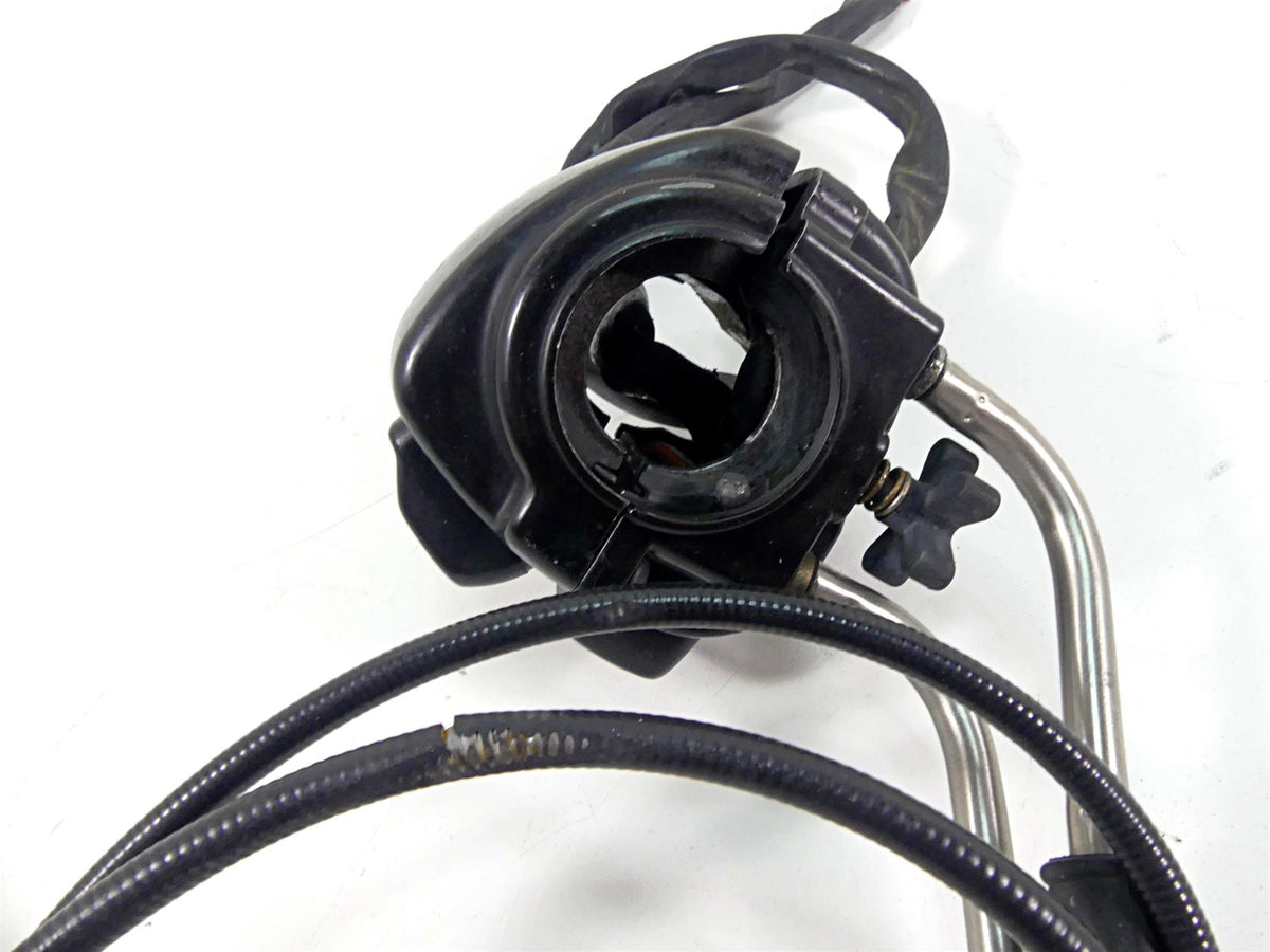 2013 Harley VRSCF Muscle Vrod Right Hand Control Switch Throttle -Read 71684-06A {{ shop.shopifyCountryName }} - Mototech271