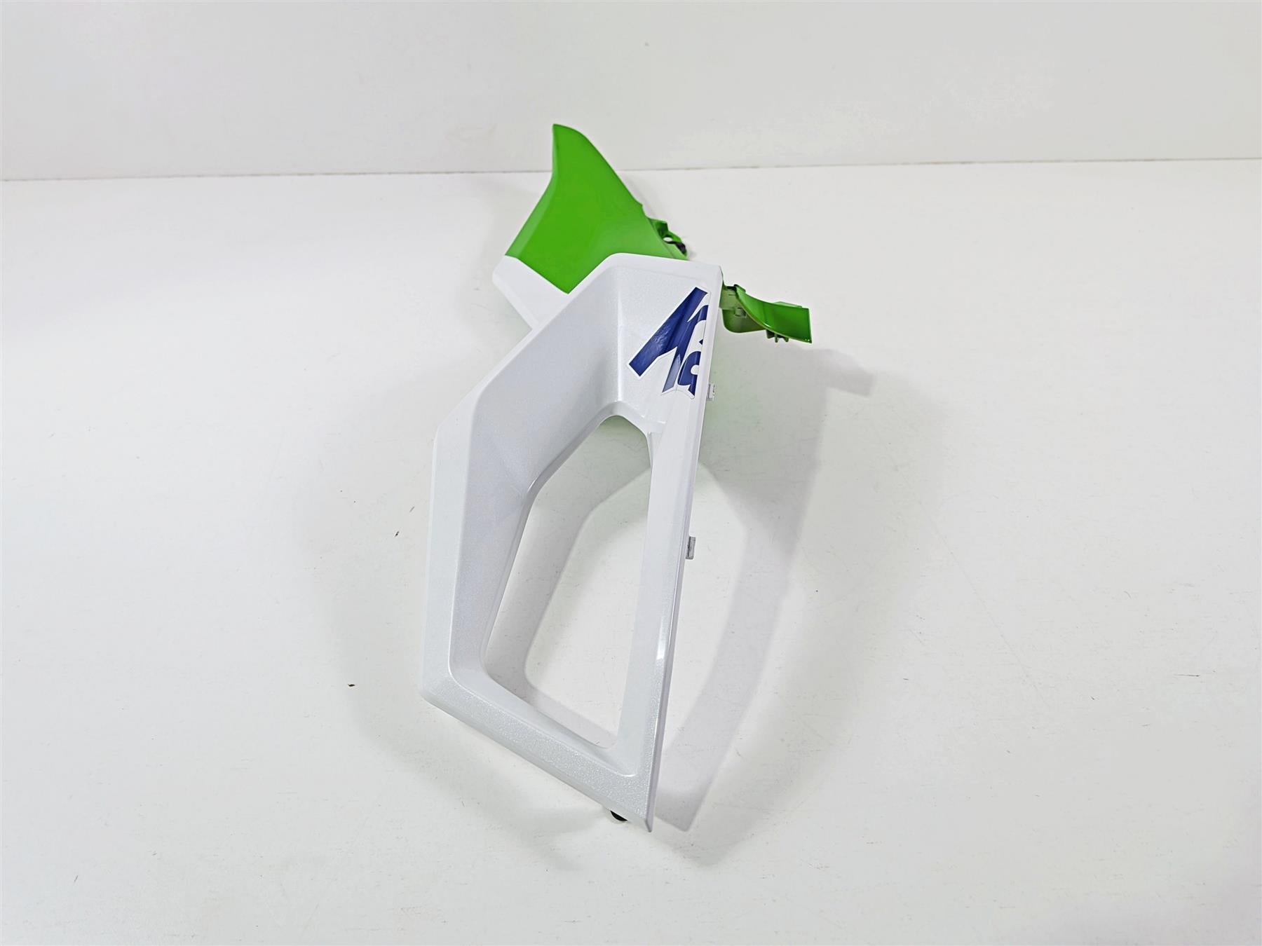 2024 Kawasaki EX500 Ninja 40th An. Right Mid Side Cover Fairing Cowl 55028-0885 {{ shop.shopifyCountryName }} - Mototech271