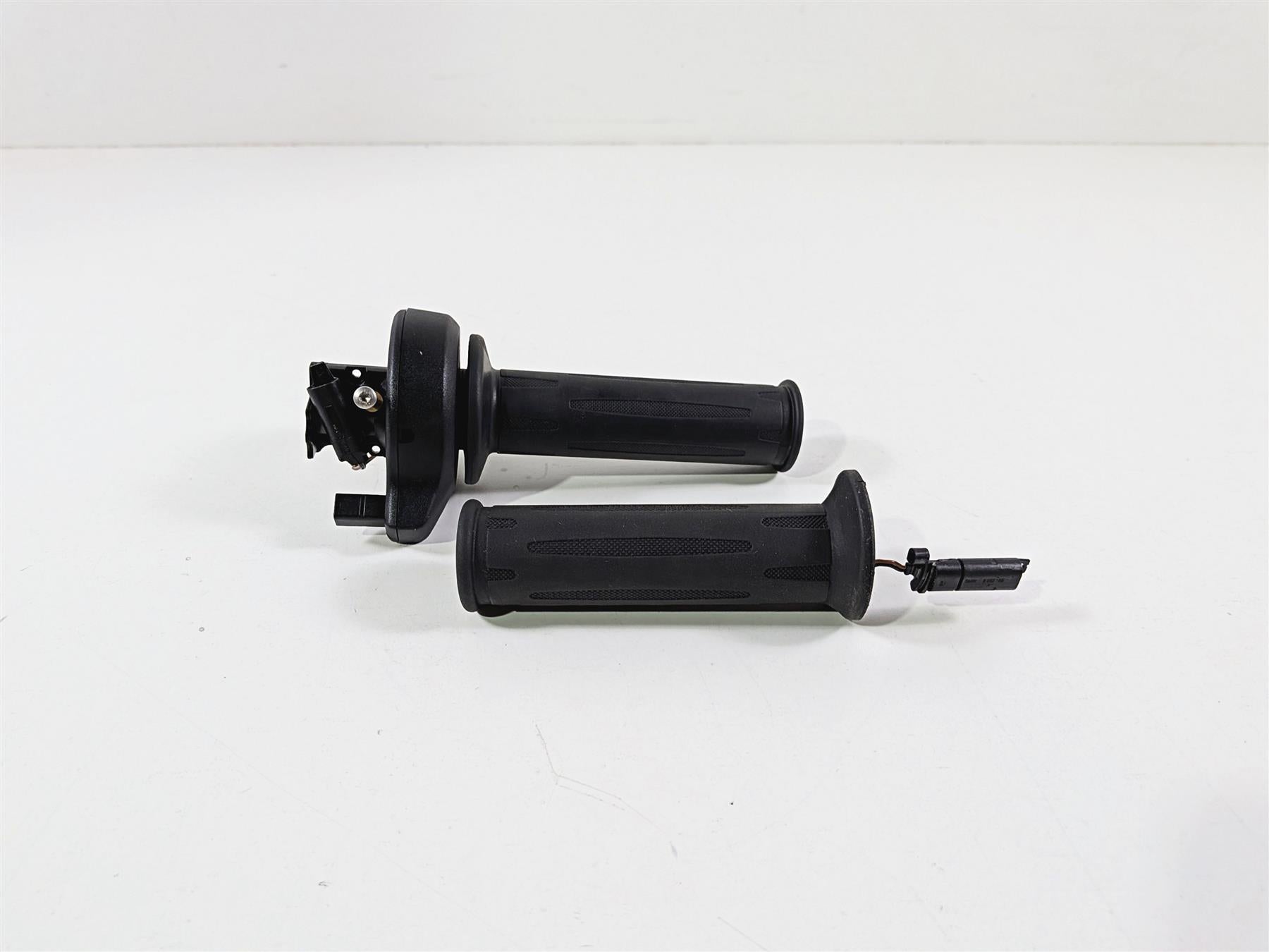 2019 BMW R1250GS K50 Hand Grip Handle Set Heated Cruise 61318549455 61318552120 {{ shop.shopifyCountryName }} - Mototech271