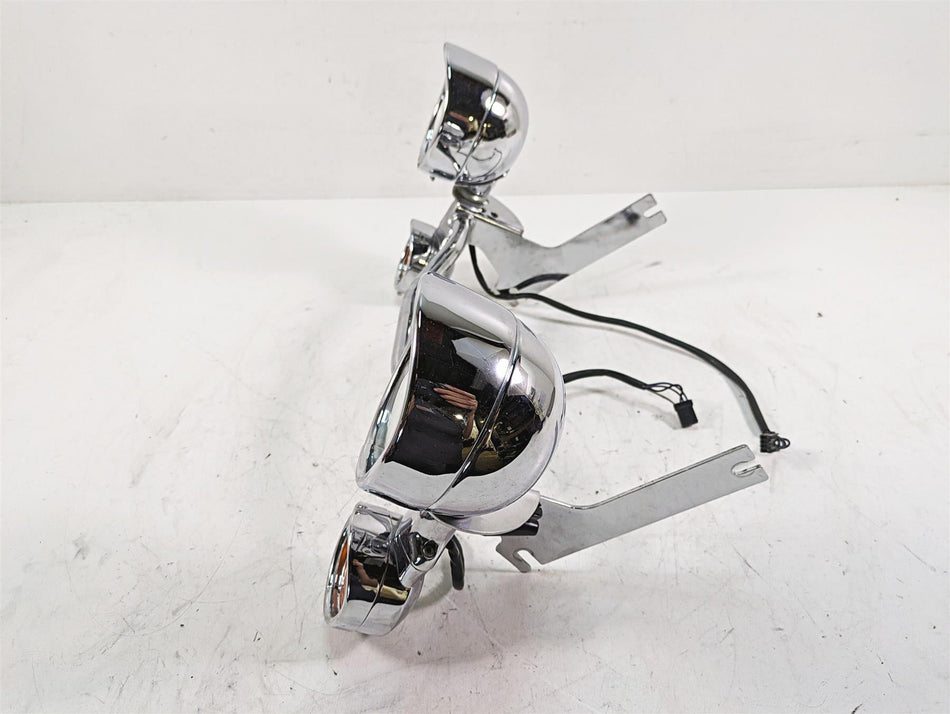 2010 Harley Touring FLHTCU Electra Glide Front Spot Light Blinker Bar 68712-94A {{ shop.shopifyCountryName }} - Mototech271