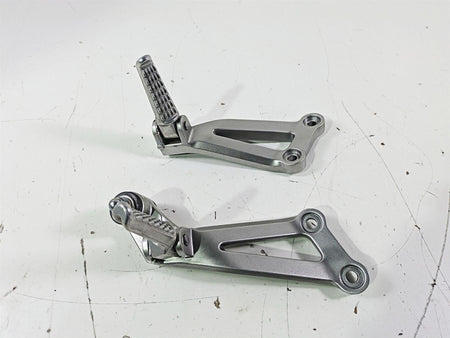 2005 Kawasaki ZX12R Ninja Rear Passenger Footpeg Set 35063-0062-458 {{ shop.shopifyCountryName }} - Mototech271