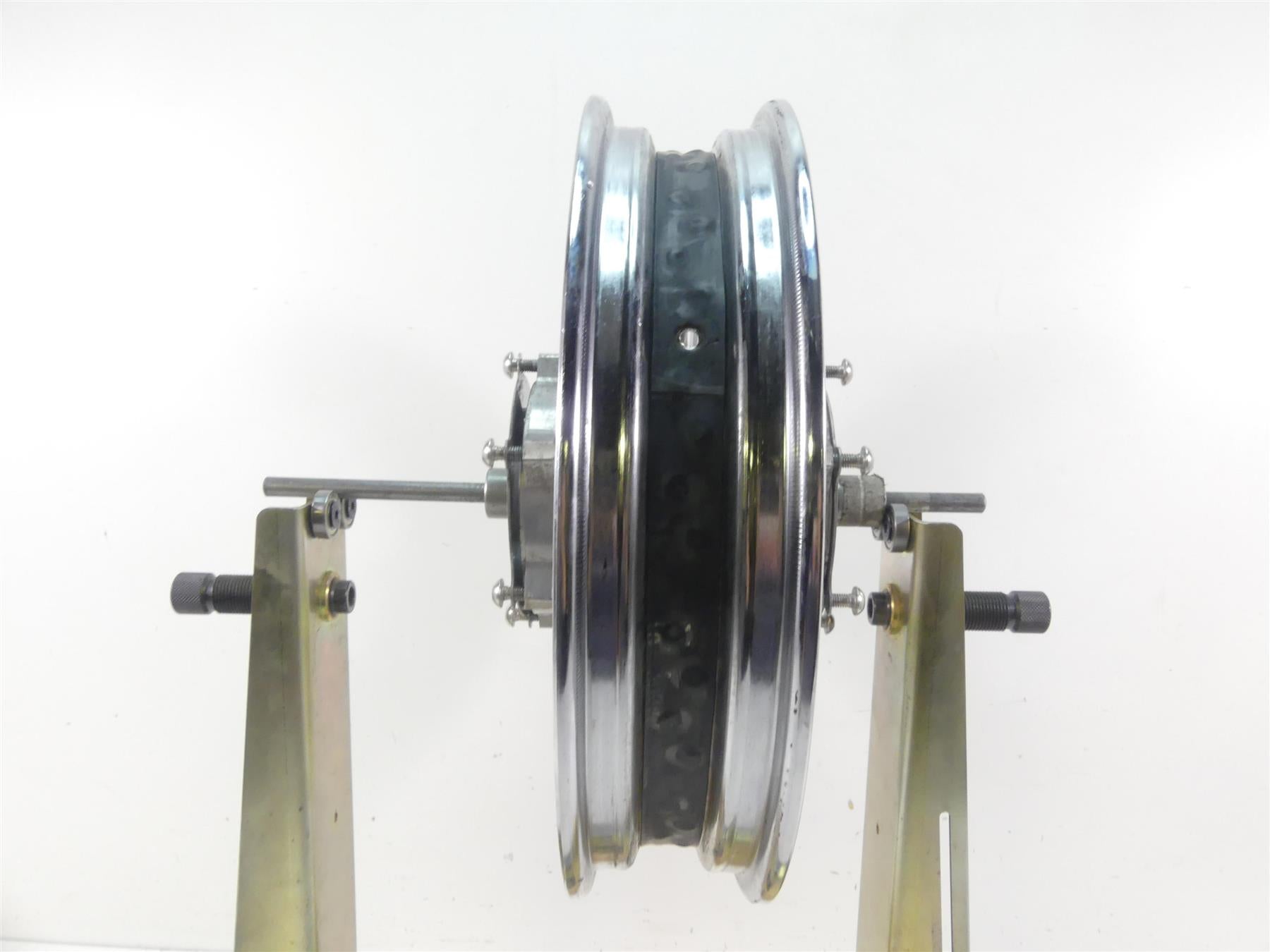 2002 Yamaha XVS1100 V-Star Nice Chrome Spoke Front Wheel Rim 16x3 5EL-25111-00 {{ shop.shopifyCountryName }} - Mototech271