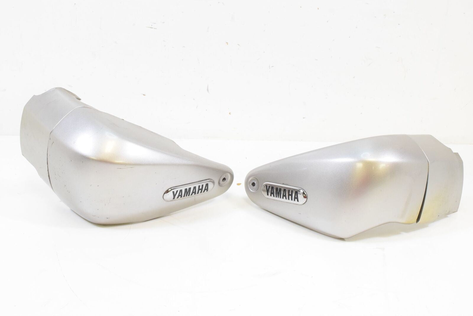 2003 Yamaha XV1600 Road Star Silverado Side Cover Fairing Set 4WM-21721-00 {{ shop.shopifyCountryName }} - Mototech271