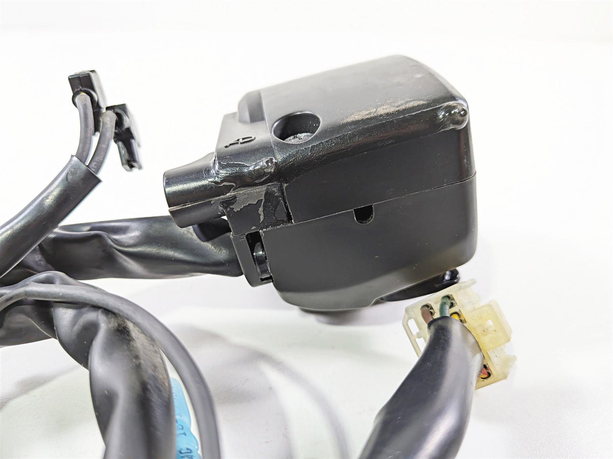 2008 Yamaha YZF R1 RN19 Left Hand Control Switch Light Blinker 4C8-83973-00-00 {{ shop.shopifyCountryName }} - Mototech271
