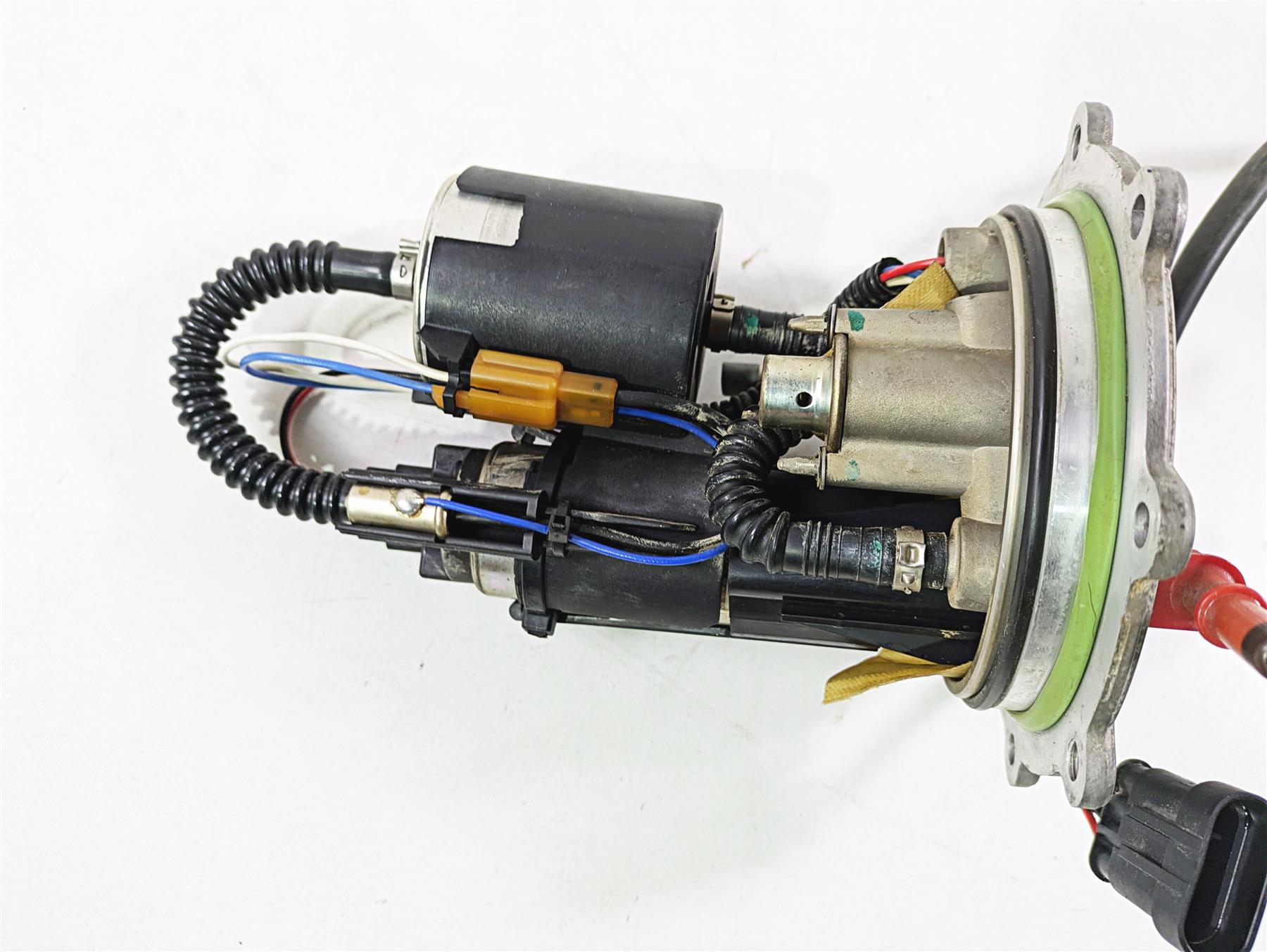 2012 Mv Agusta F4 RR Fuel Gas Petrol Pump - Tested 8A00B1958 {{ shop.shopifyCountryName }} - Mototech271