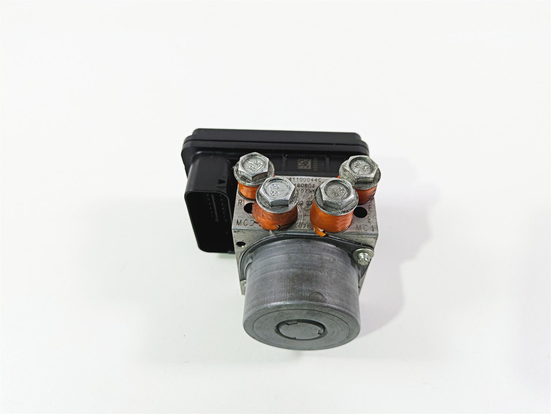 2019 Harley Softail FXDR 114 Abs Brake Pump Unit Module 41100043C {{ shop.shopifyCountryName }} - Mototech271