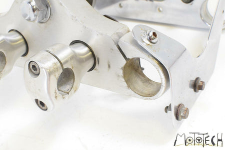 2004 Yamaha XVS650 V-Star Custom Upper Lower Triple Tree Set {{ shop.shopifyCountryName }} - Mototech271