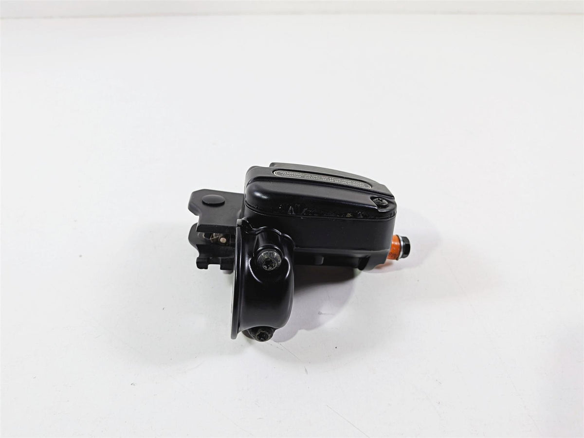 2011 Harley VRSCDX Night Rod Clutch Master Cylinder 11/16" 38744-09B {{ shop.shopifyCountryName }} - Mototech271