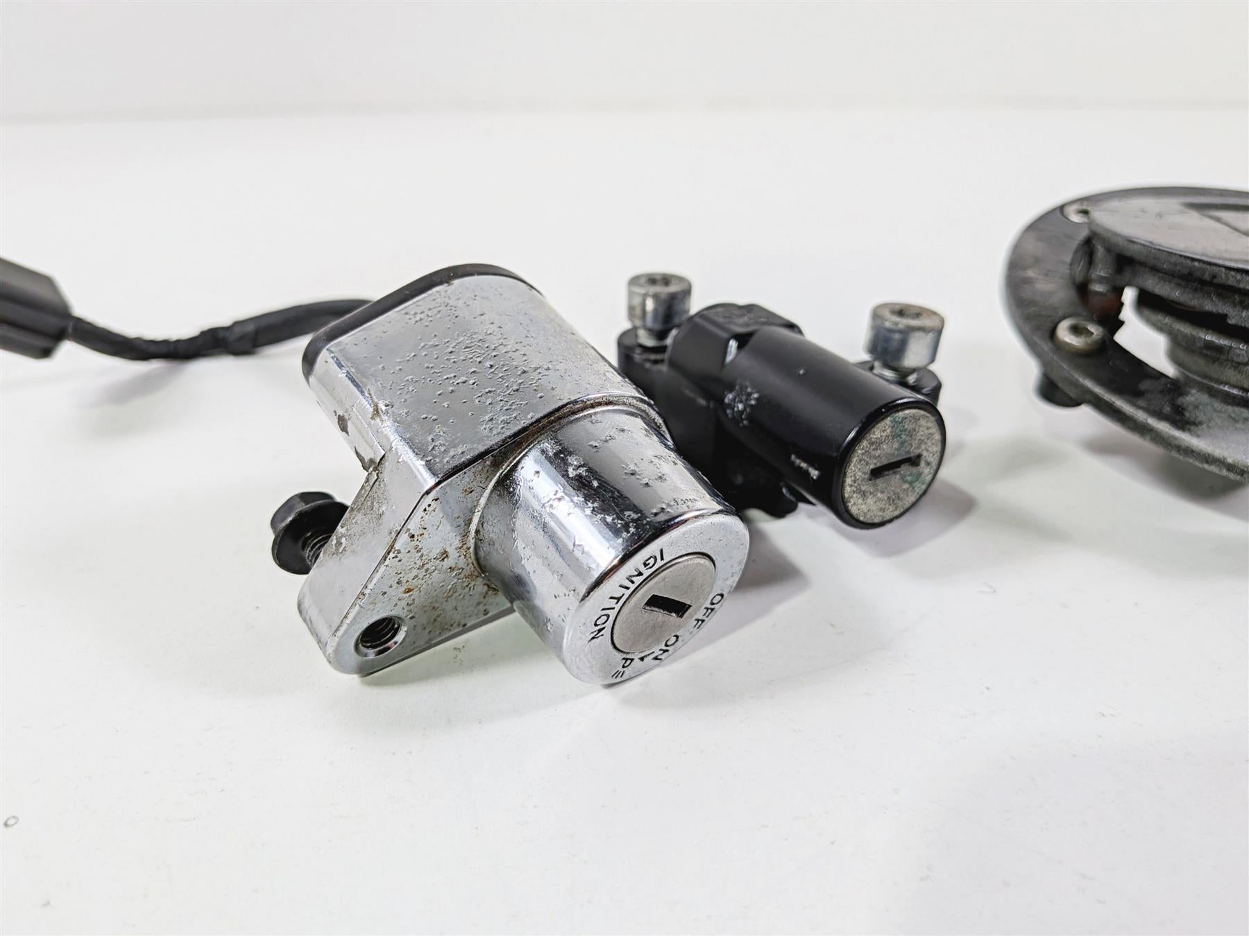 2016 Victory Cross Country Ignition Switch Key Lock Set 4012943 4012944 {{ shop.shopifyCountryName }} - Mototech271