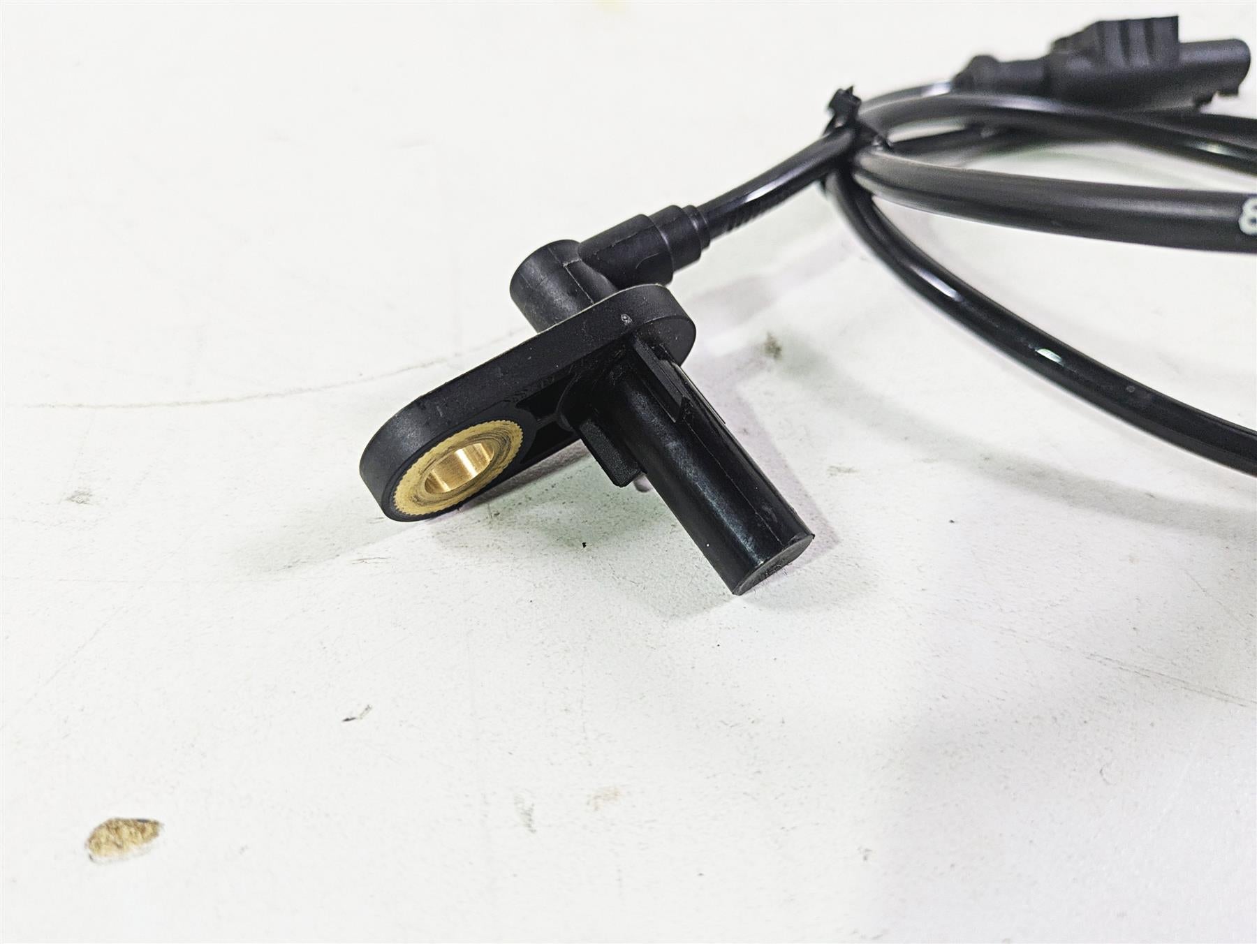 2020 Kawasaki ZX6R Ninja Rear Abs Brake Wheel Speed Sensor 21176-0738 {{ shop.shopifyCountryName }} - Mototech271