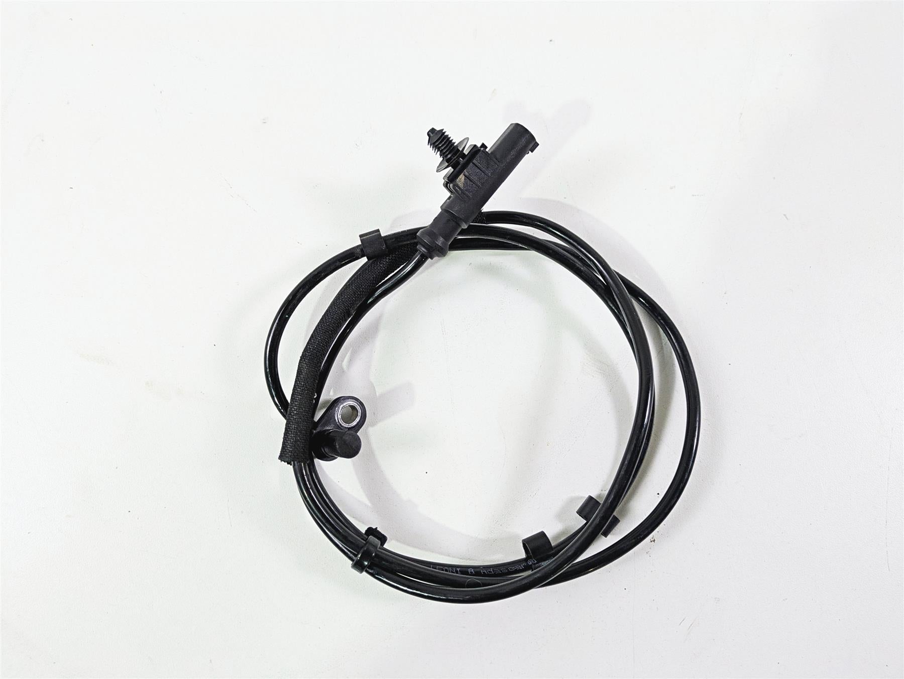 2022 Ducati Streetfighter V2 Rear Wheel Speed Abs Brake Sensor 55212111B {{ shop.shopifyCountryName }} - Mototech271
