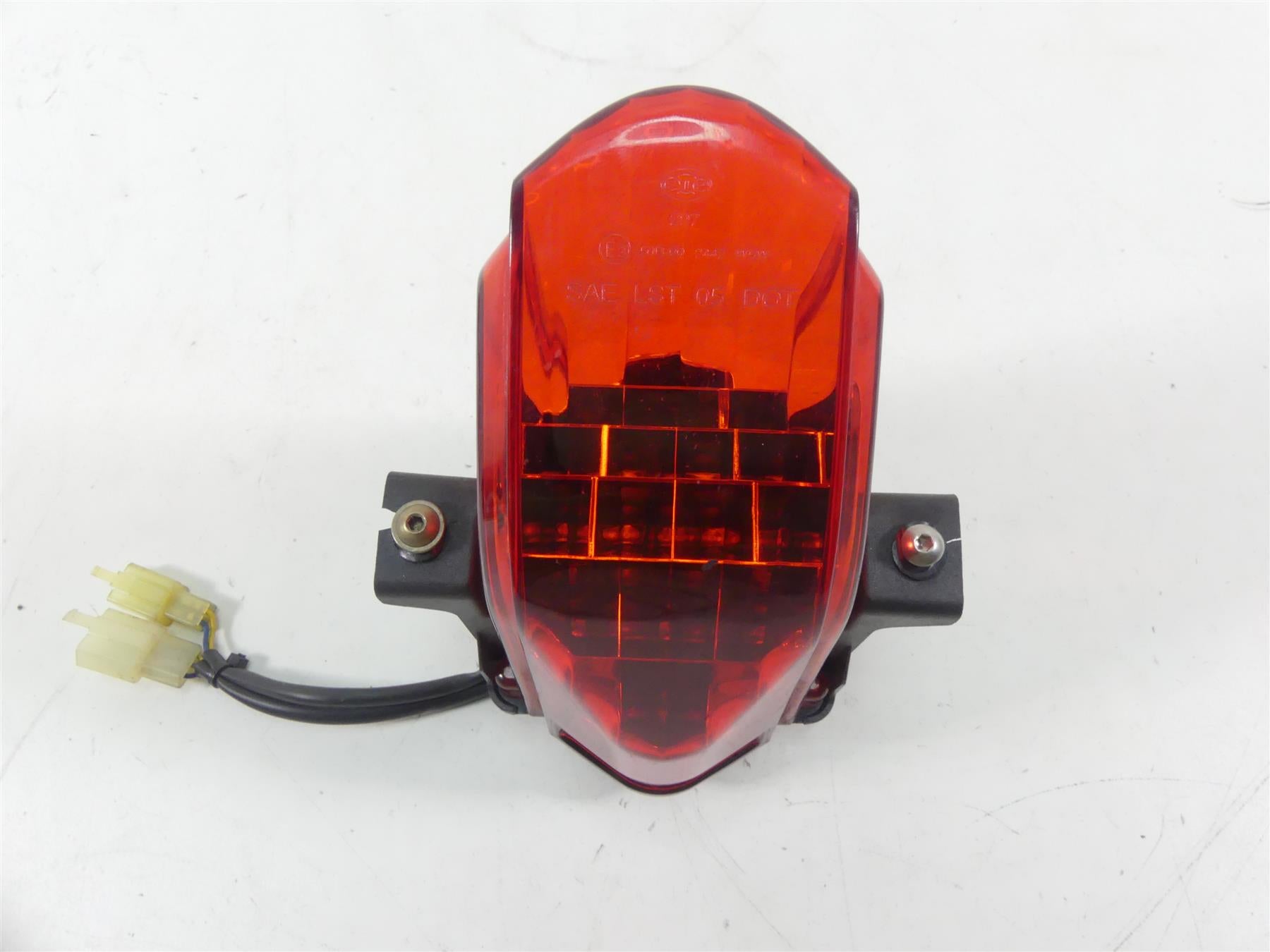 2004 Aprilia RSV1000 R Mille Taillight Tail Light Stop Brake AP8127543 {{ shop.shopifyCountryName }} - Mototech271