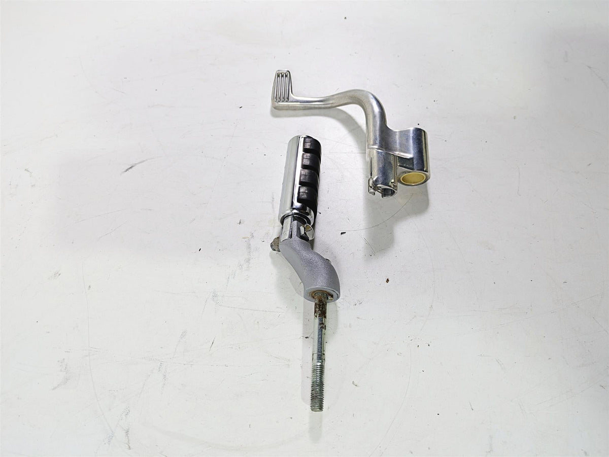 2006 Harley VRSCR Street V-Rod Right Front Footpeg & Brake Lever 42704-06 {{ shop.shopifyCountryName }} - Mototech271