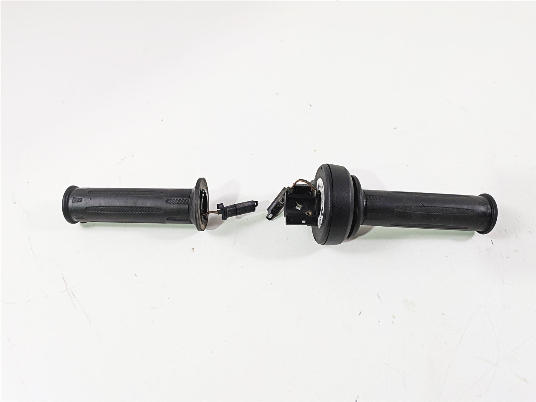 2015 BMW R1200 GS Adv K51 Left Right Heated Cruise Hand Grip Set 61318552120