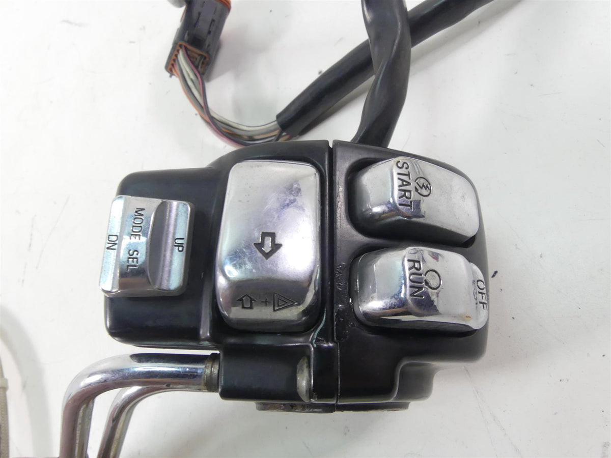 1998 Harley Touring FLHTC Electra Glide Left Right Hand Control Switch 71682-06 {{ shop.shopifyCountryName }} - Mototech271