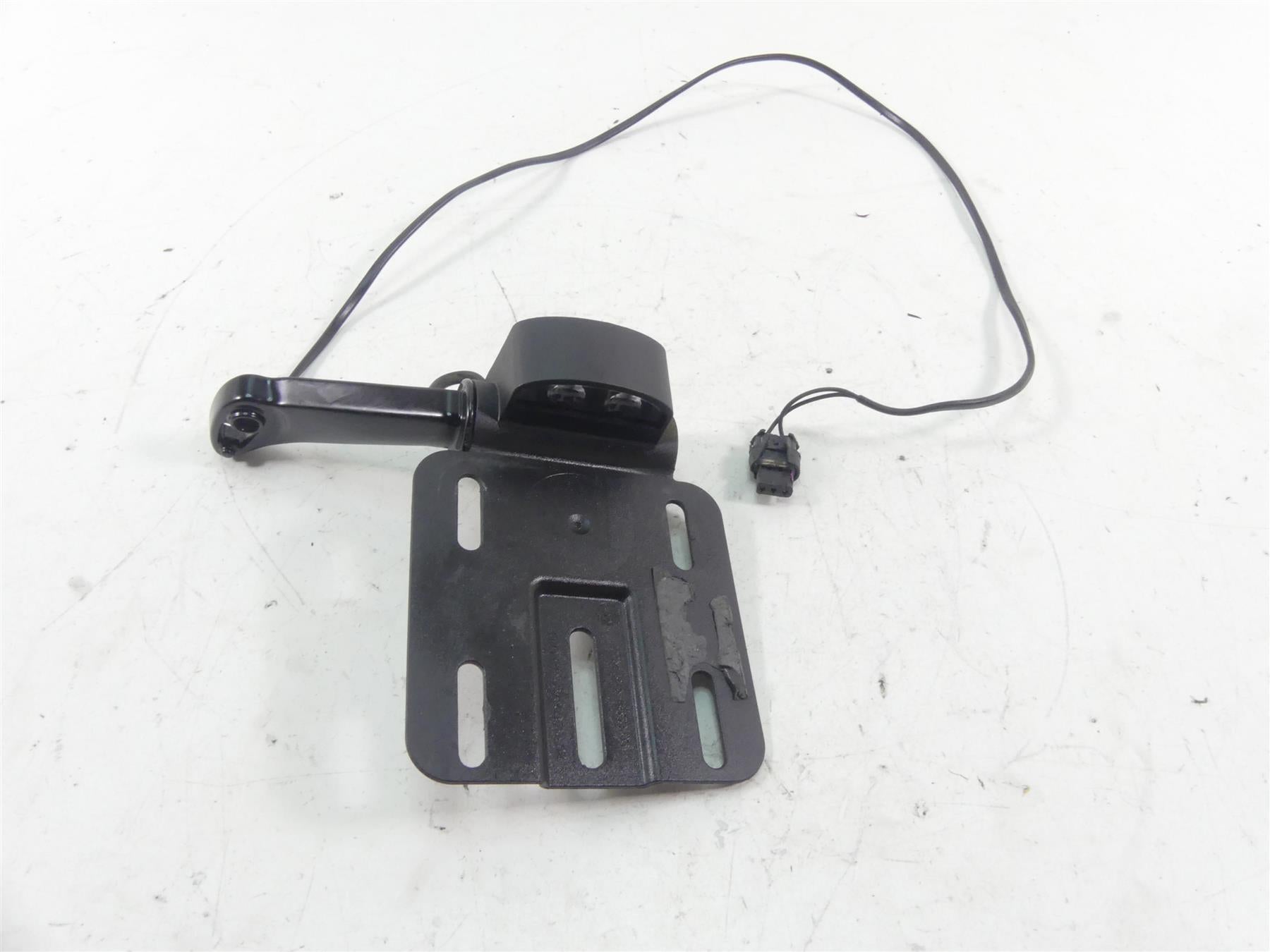 2018 Harley Softail FXBB Street Bob License Side Plate Bracket Mount 67900343 {{ shop.shopifyCountryName }} - Mototech271