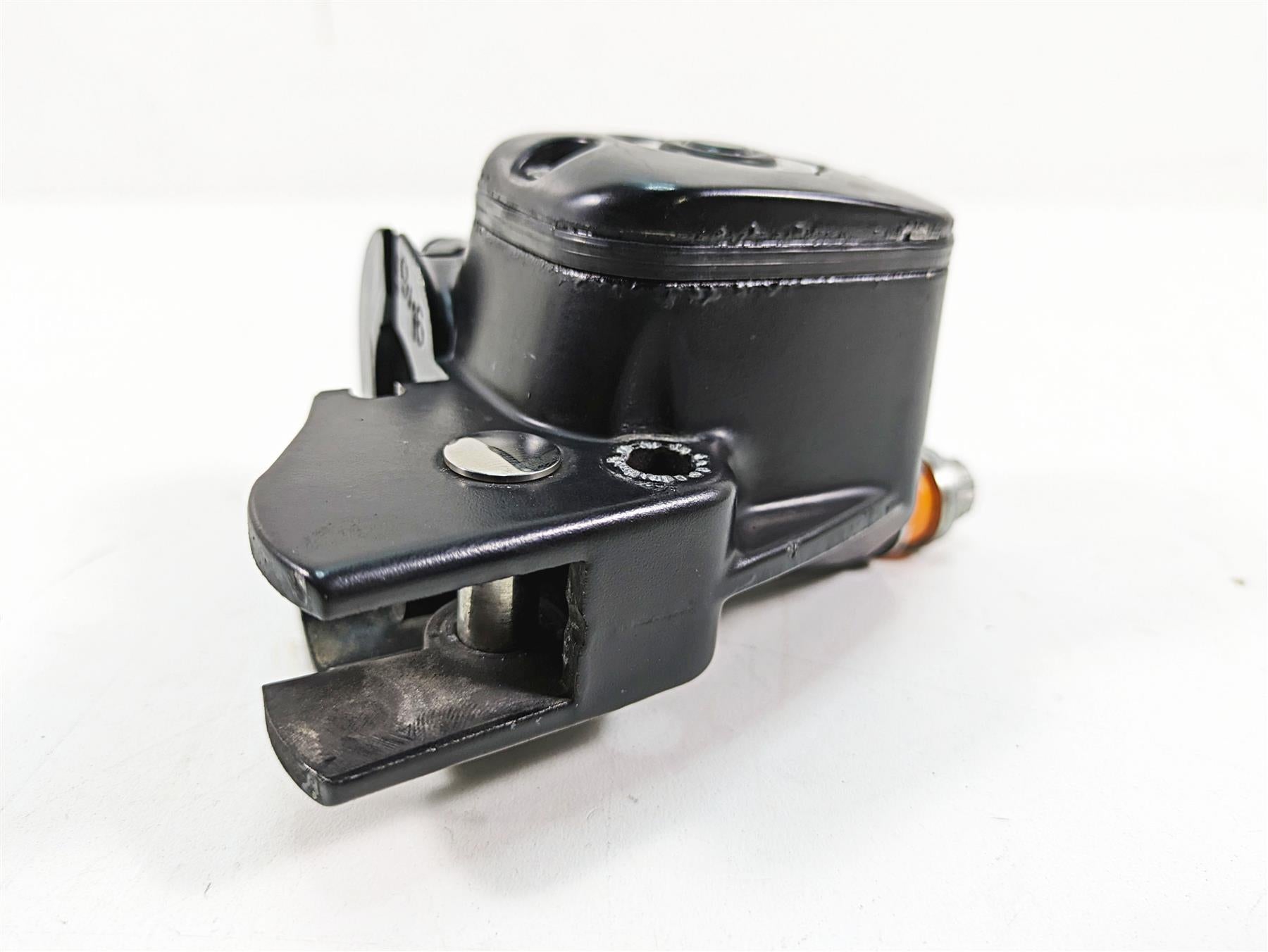 2012 Harley FLD Dyna Switchback Front Brake Master Cylinder 9/16" 45029-11C {{ shop.shopifyCountryName }} - Mototech271